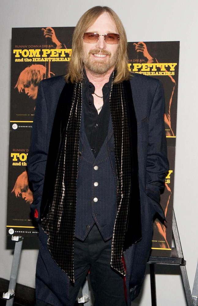 Tom Petty Invites Fans to Radio Broadcast and Recalls His Hard-up Days