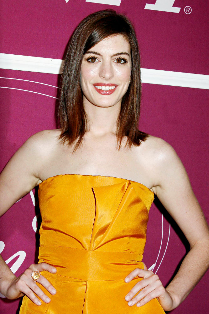 Anne Hathaway Is Havard's Woman of the Year