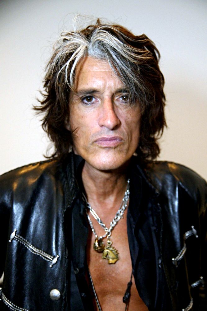 Aerosmith's Joe Perry Considering Retirement