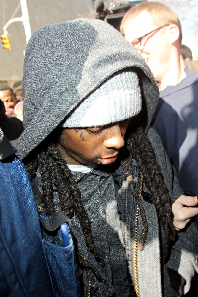 Lil Wayne Begins His Year-Long Jail Term