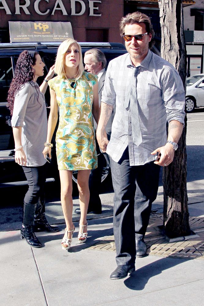 Tori Spelling and Dean McDermott Renew Wedding Vows at Beverly Hills Bash