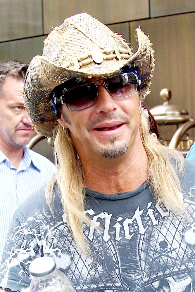 Bret Michaels Fuels Rumor He Will Replace Simon Cowell on 'Idol'