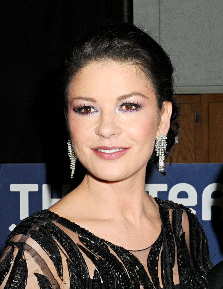 Catherine Zeta-Jones Named Best Actress at Drama Desk Awards