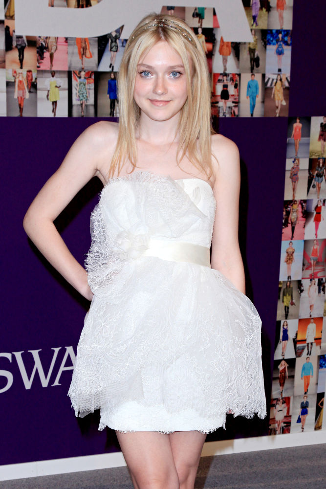 Dakota Fanning Skipped 'Eclipse' Screening for School Test