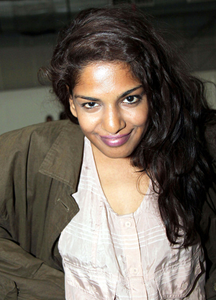 M.I.A. Shares Picture of Broken Leg