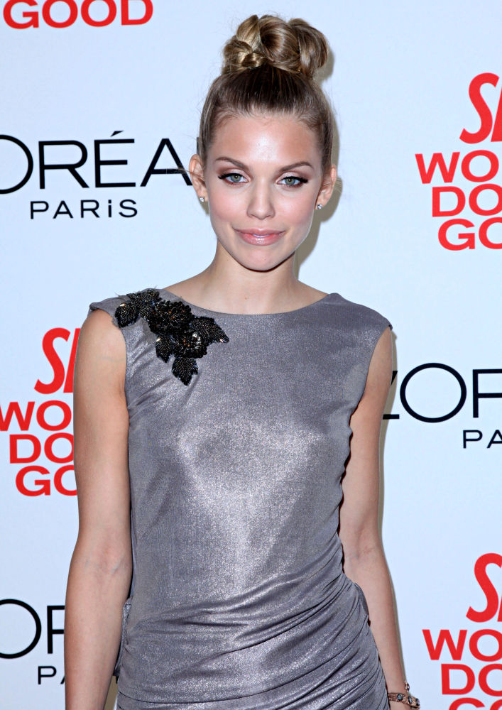 Video: AnnaLynne McCord Appears as Alter Ego 'Pixie'