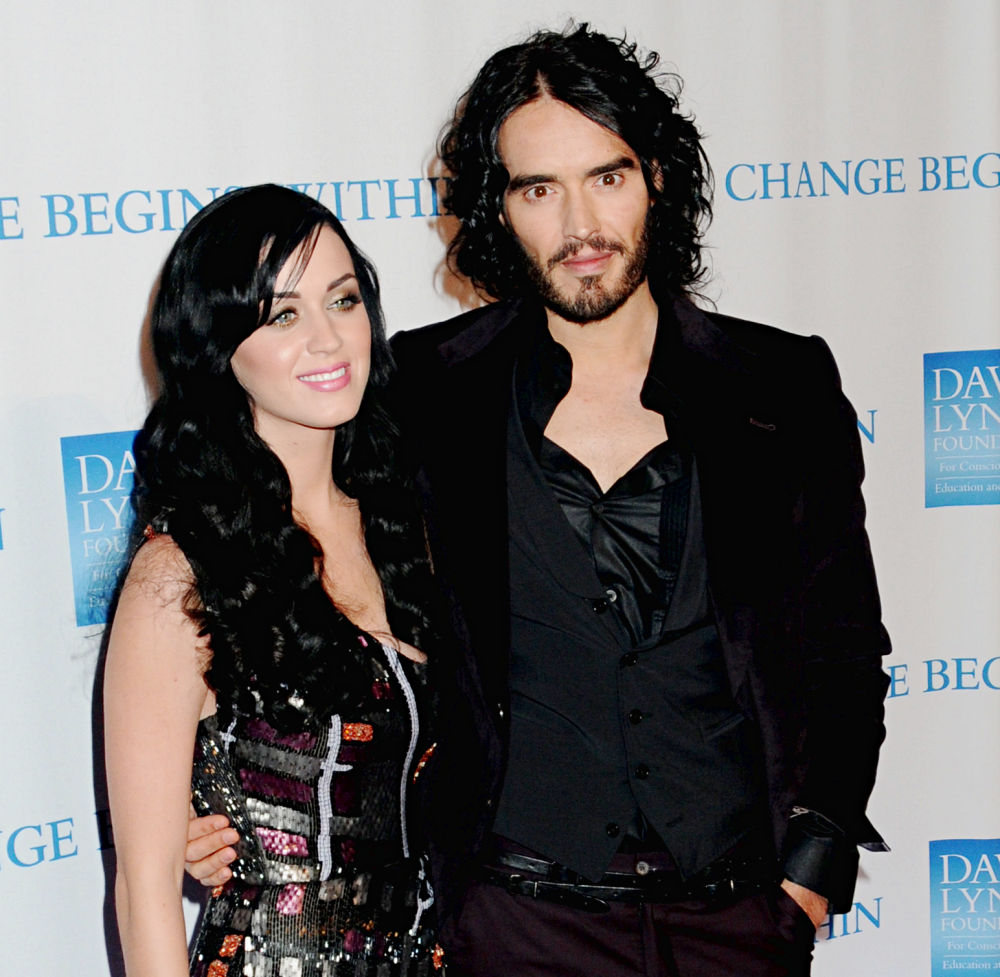 Katy Perry and Russell Brand Not Giving Christmas Gifts to Each Other