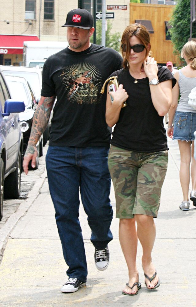 Jesse James Reacts to Sandra Bullock's Divorce Paper