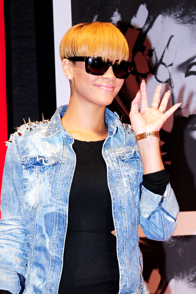 Rihanna's Opening Concert Axed