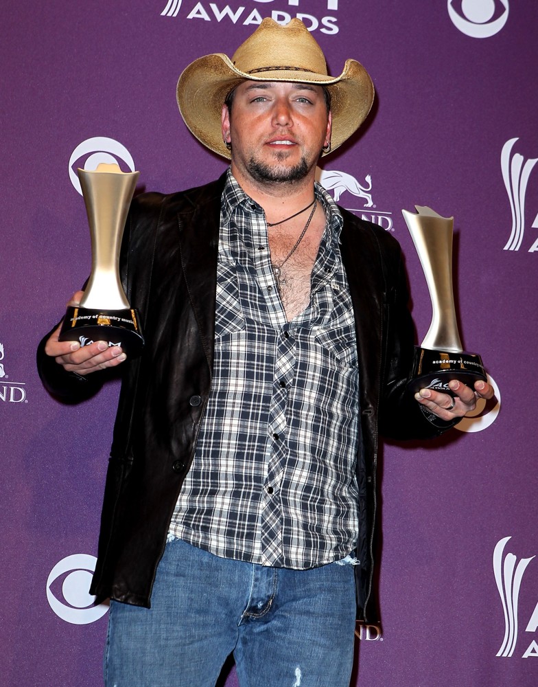 Jason Aldean with his ACM awards in 2012