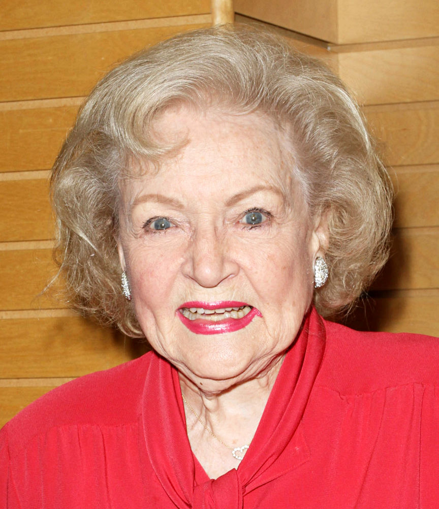 cleavage 29. Betty White naked photo 2017 cameltoe 29. Betty White naked photo 2017